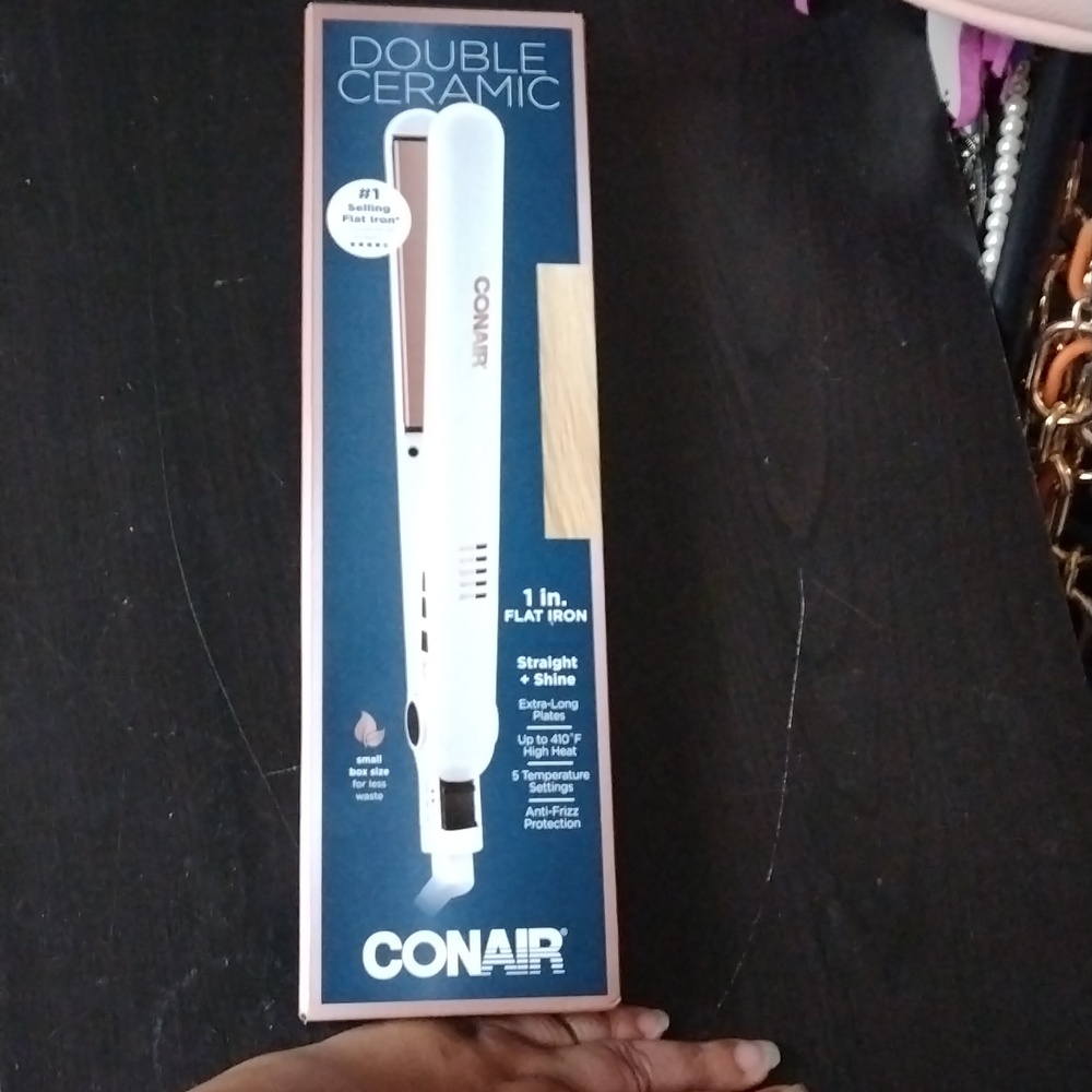 Conair Double white Ceramic flat iron